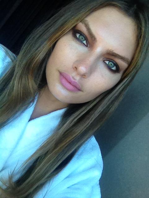 Alyssa Miller taking a selfie