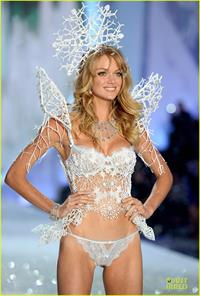 Lindsay Ellingson in lingerie