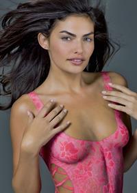 Alyssa Miller in body paint