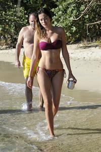 Aída Yéspica in a bikini