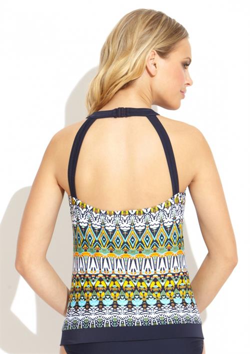 Elisandra Tomacheski