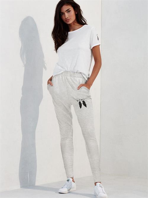 Kelly Gale