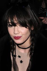 Daisy Lowe
