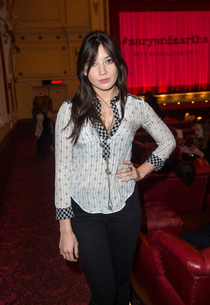 Daisy Lowe