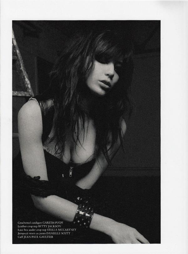 Daisy Lowe