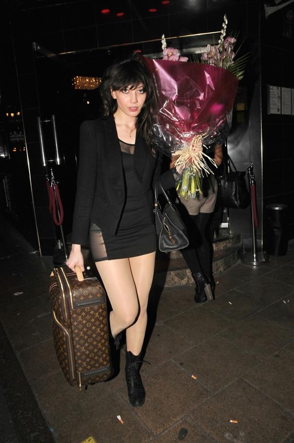 Daisy Lowe