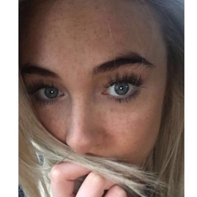 Nicola Hughes taking a selfie