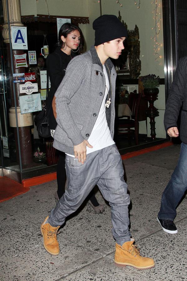Selena Gomez leaving a restaurant in New York City on December 2, 2012