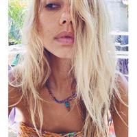 Sahara Ray taking a selfie