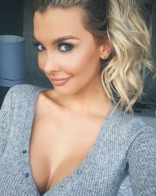 Emily Sears taking a selfie