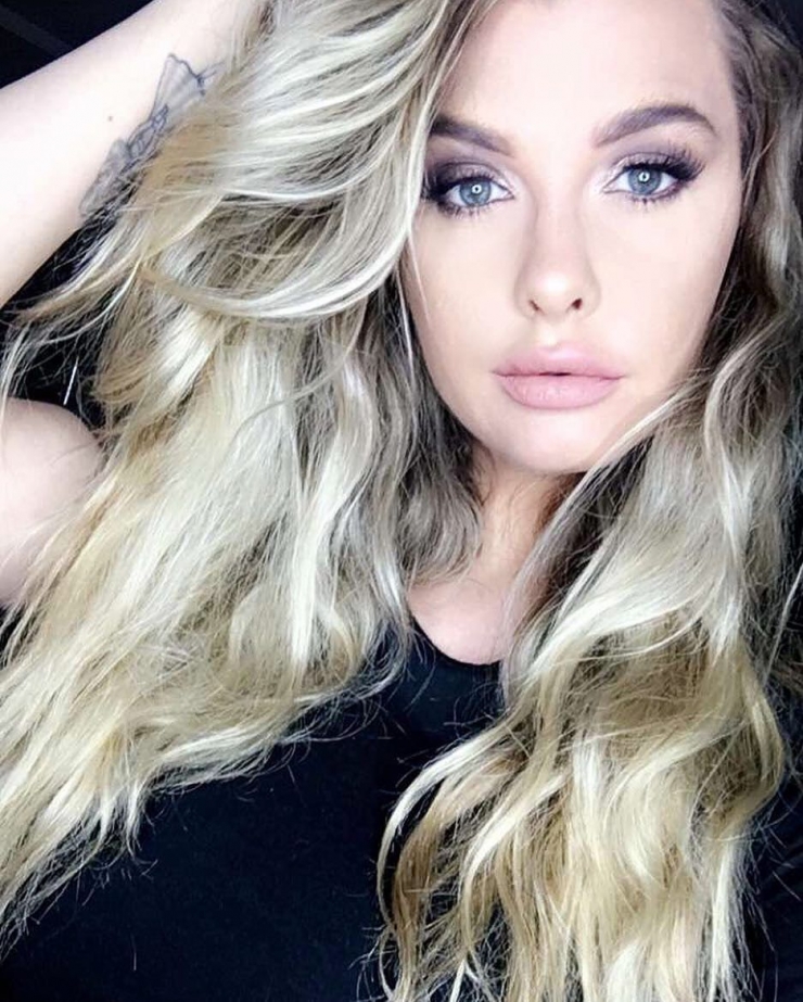 Emily Sears taking a selfie