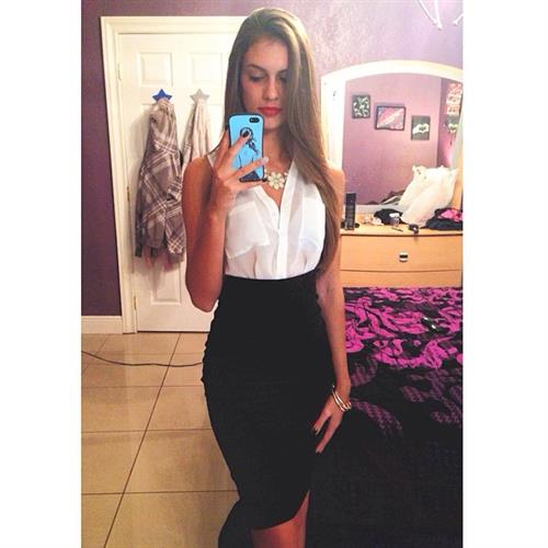 Betsy Alvarez taking a selfie