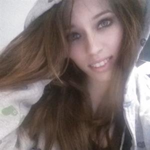 Caitlin McSwain taking a selfie