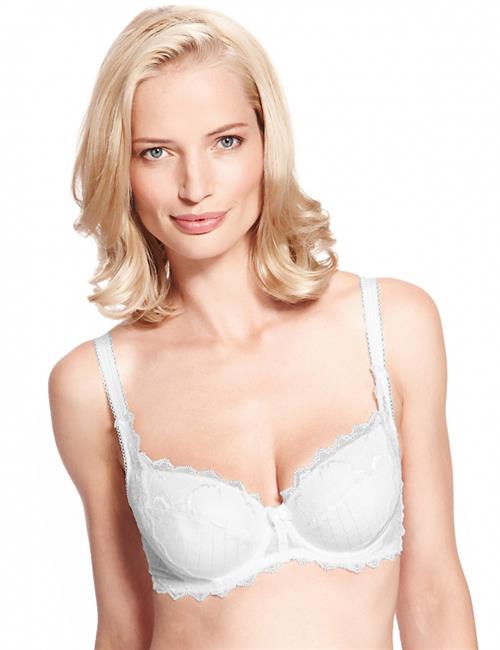 Jessica Van Der Steen in lingerie