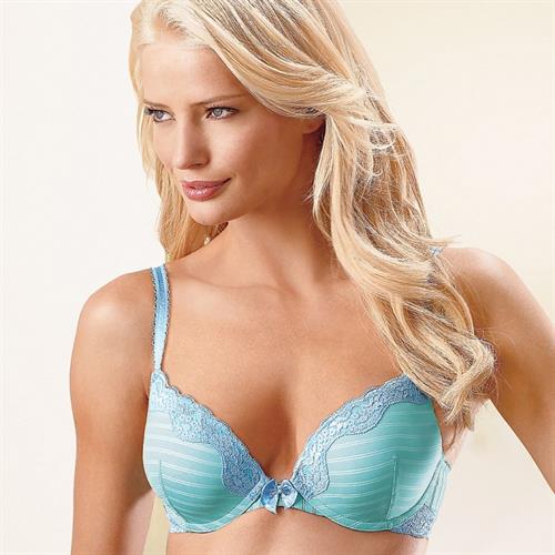 Jessica Van Der Steen in lingerie