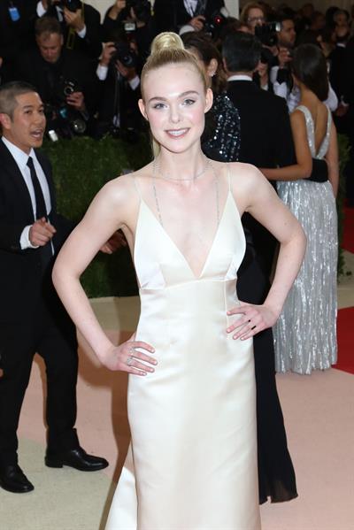 Elle Fanning