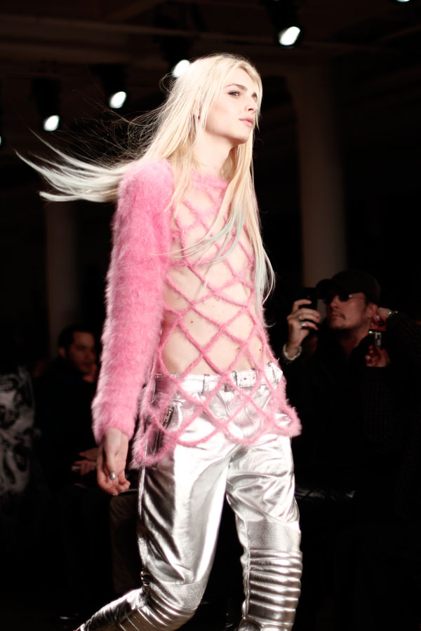 Andreja Pejić - breasts