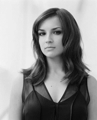 Rachael Leigh Cook