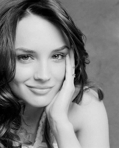 Rachael Leigh Cook