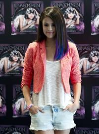 Selena Gomez at the 'We Own the Night' tour photocall in Mexico City on January 26, 2012