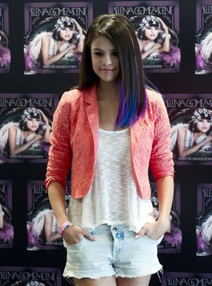 Selena Gomez at the 'We Own the Night' tour photocall in Mexico City on January 26, 2012