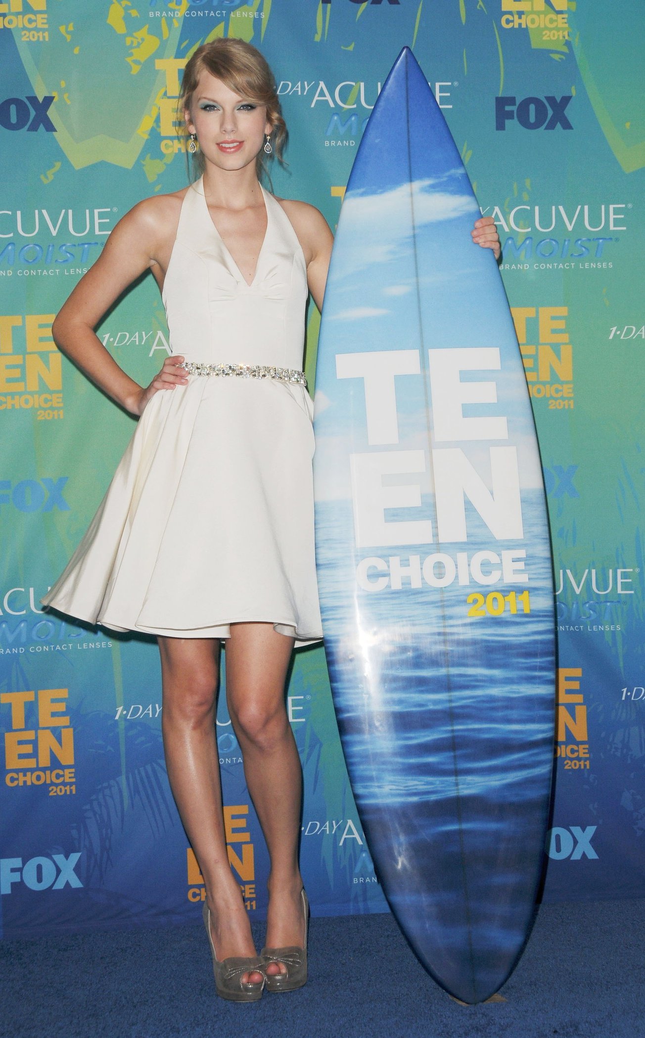 Taylor Swift at the 2011 Teen Choice Awards August 07, 2011 