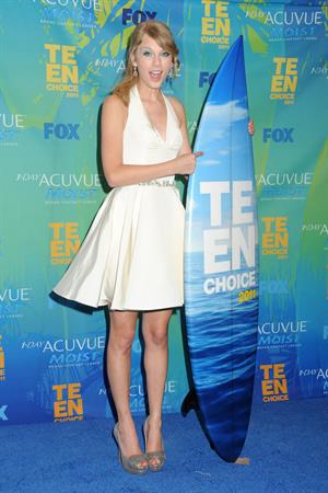 Taylor Swift at the 2011 Teen Choice Awards August 07, 2011 