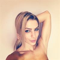 Yanita Yancheva taking a selfie