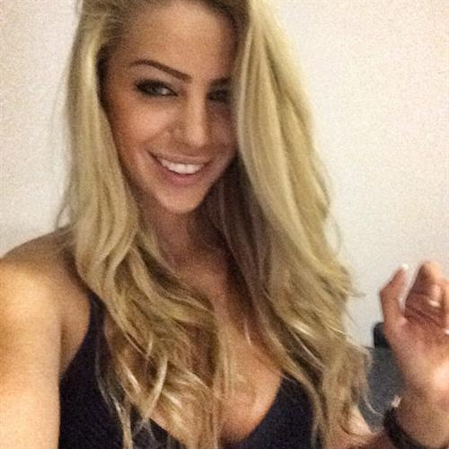 Yanita Yancheva taking a selfie