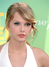 Taylor Swift at the 2011 Teen Choice Awards August 07, 2011 