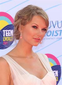 Taylor Swift at the 2012 Teen Choice Awards in Universal City July 22, 2012 