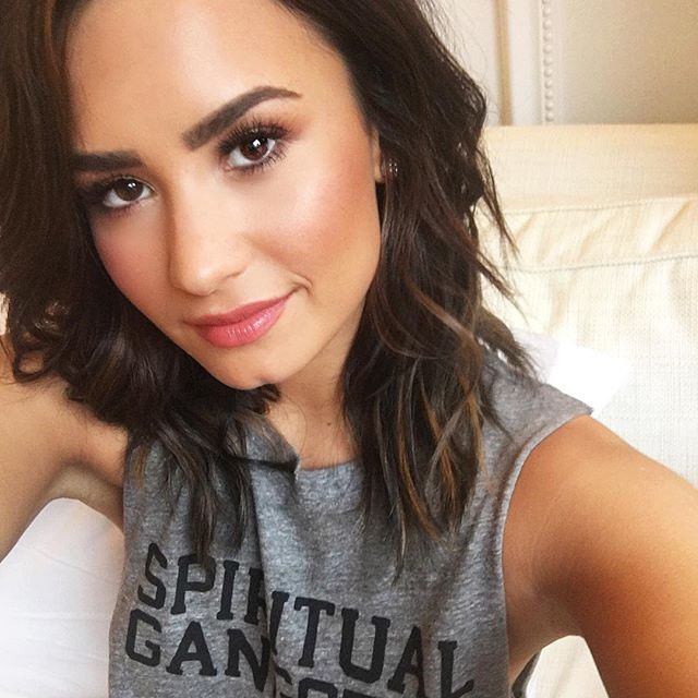 Demi Lovato taking a selfie