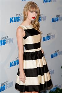 Taylor Swift at the KIIS FM 2012 Jingle Ball concert at Nokia Theatre in Los Angeles - December 1, 2012 