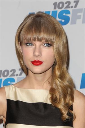 Taylor Swift at the KIIS FM 2012 Jingle Ball concert at Nokia Theatre in Los Angeles - December 1, 2012 