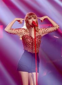 Taylor Swift on stage at the KIIS FM 2012 Jingle Ball concert at Nokia Theatre in Los Angeles - December 1, 2012 