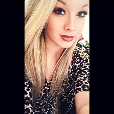 Mariah Alexis Vest taking a selfie