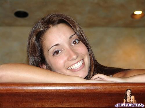 Chloe 18