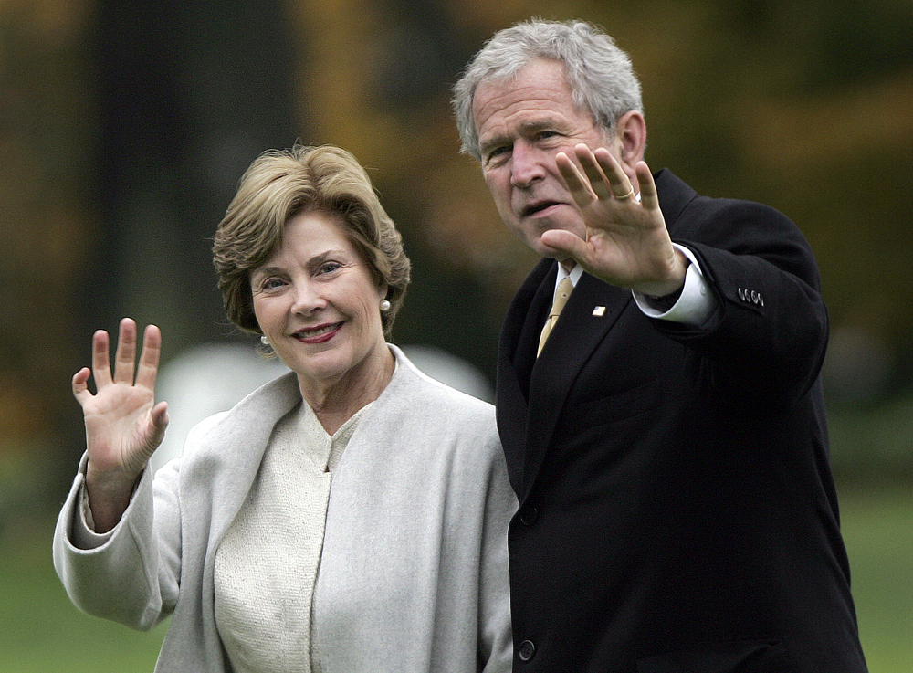 Жена джорджа буша старшего. Джордж Уокер Буш с женой.