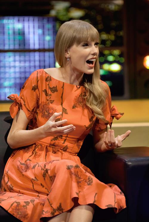 Taylor Swift At The Jonathan Ross Show in London - October 4, 2012 