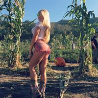 Amanda Stronegger - ass