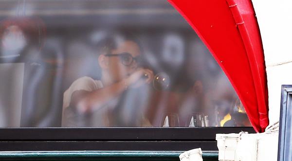 Kristen Stewart at Restaurant Le Castiglione in Paris (July 4, 2013) 
