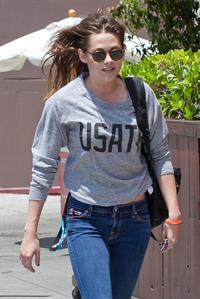 Kristen Stewart walking in Los Angeles - June 13, 2013 