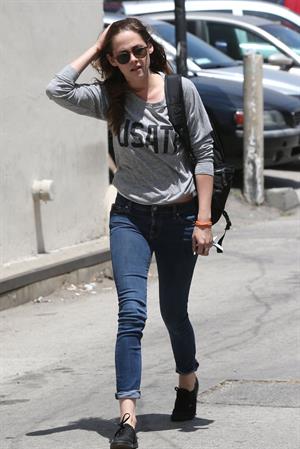 Kristen Stewart walking in Los Angeles - June 13, 2013 