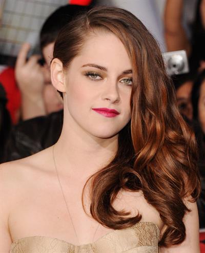 Kristen Stewart Breaking Dawn 2 premiere in LA 11/12/12 