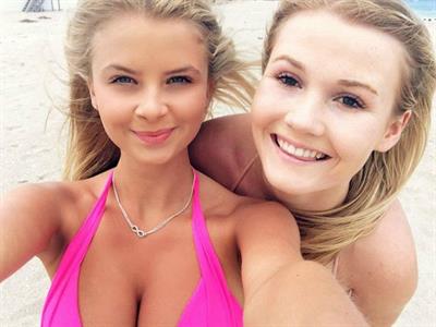 Angelika Nina Melnyk