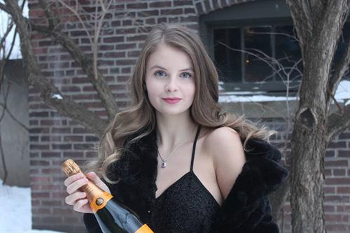 Angelika Nina Melnyk