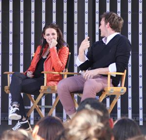 Kristen Stewart - MTV's  Snow White & the Huntsman  Sneak Peek at Universal Citywalk (May 29, 2012)