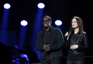 Olivia Wilde Hurricane Relief Concert in New York City - December 12, 2012 