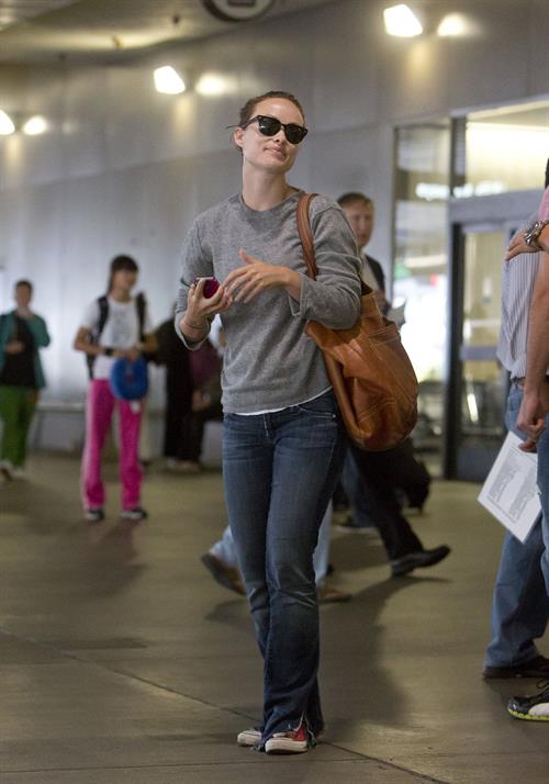 Olivia Wilde - Arrives at LAX Airport - August 13,2012