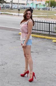 Kelly Brook - New Look Photoshoot In Miami February 4, 2013 
